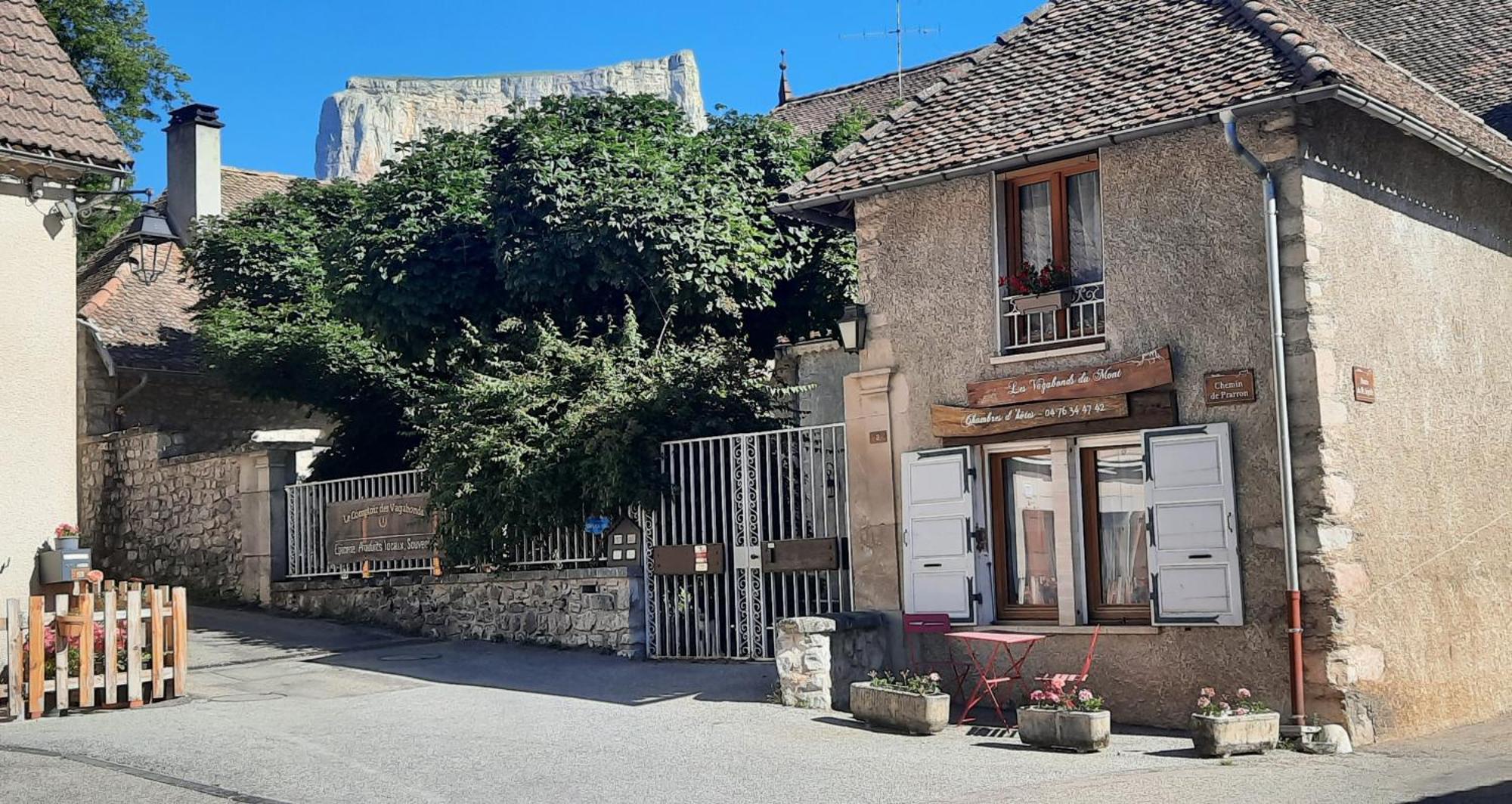 Les Vagabonds Du Mont Bed & Breakfast Chichilianne Exterior photo